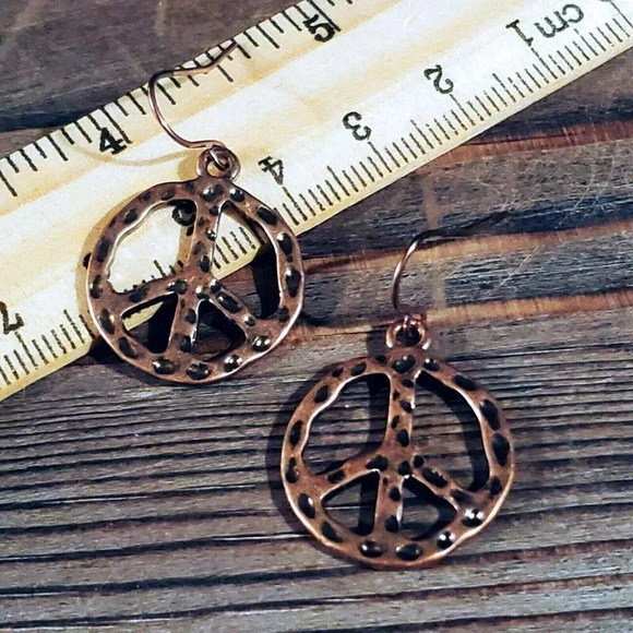 Rustic Antique Copper Hammered Look Peace Sign Earrings - Picture 6 of 6